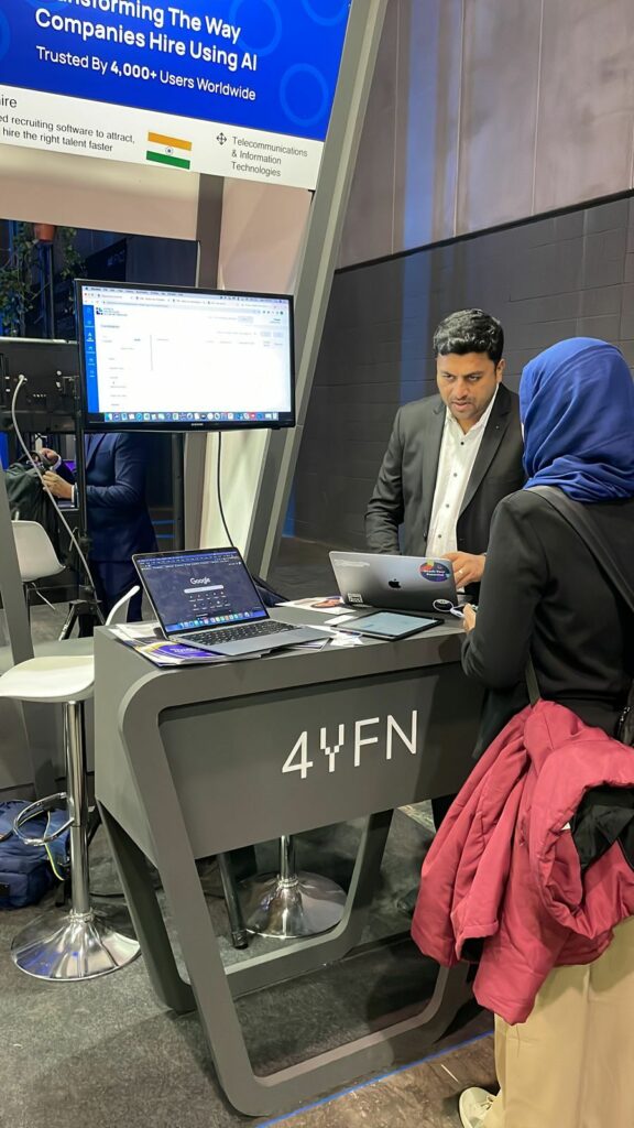 Zappyhire displaying its software at 4YFN